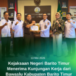 Kejaksaan Negeri Barito Timur Menerima Kunjungan Kerja dan Piagam Penghargaan dari Badan Pengawas Pemilihan Umum (Bawaslu) Kabupaten Barito Timur